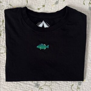 1867 Black Cropped Tee XL Fish Embroidered Outdoors Hiking Nature Core